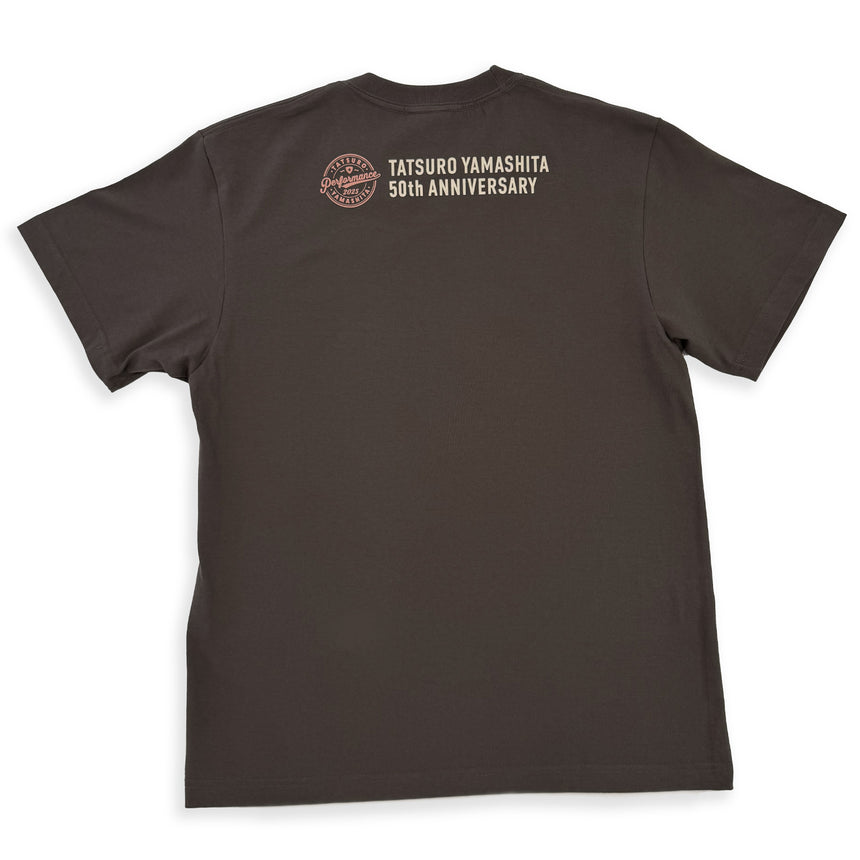 TシャツB